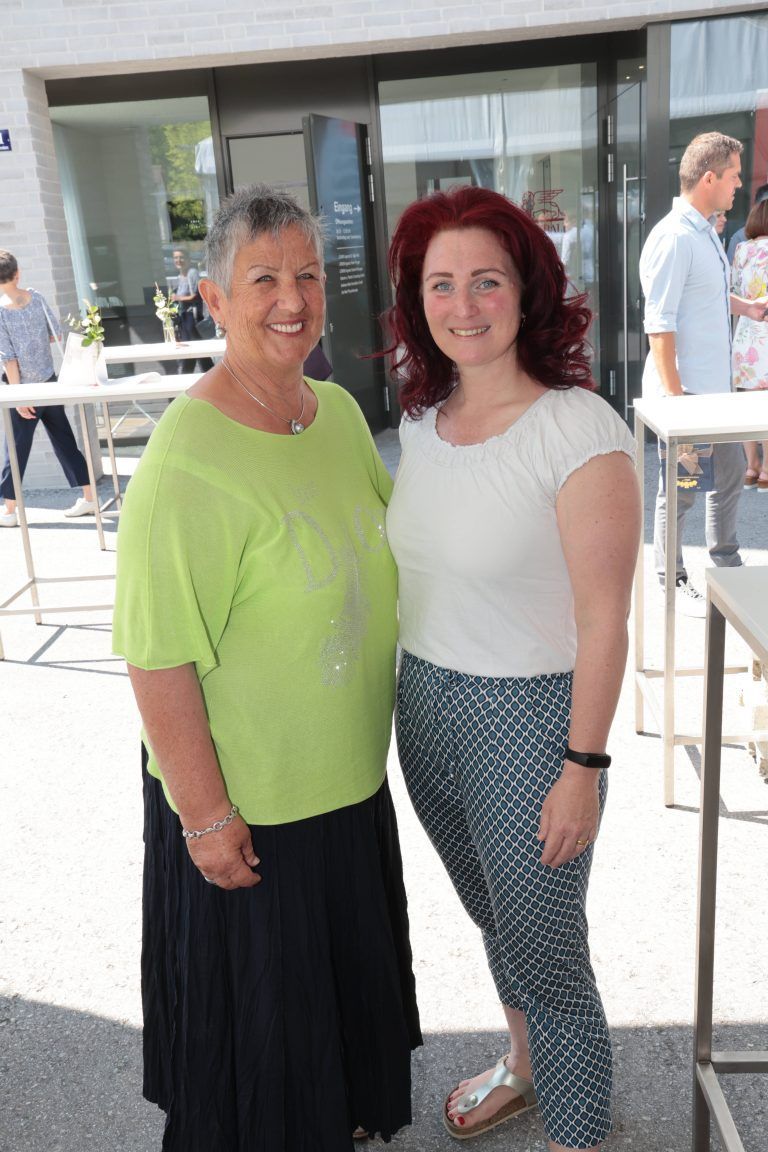 Auch Annemarie Weiland und Martina Meier schauten vorbei.