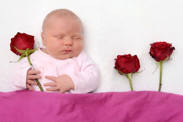 Geburt von Izabella Ujvari  am 19. Juni 2023