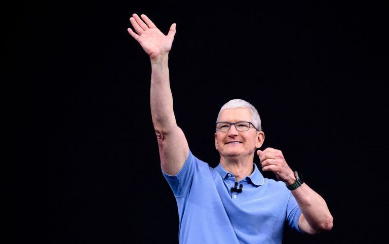 Apple-Chef Tim Cook bei seinem Auftritt auf der Keynote in Cupertino.afp