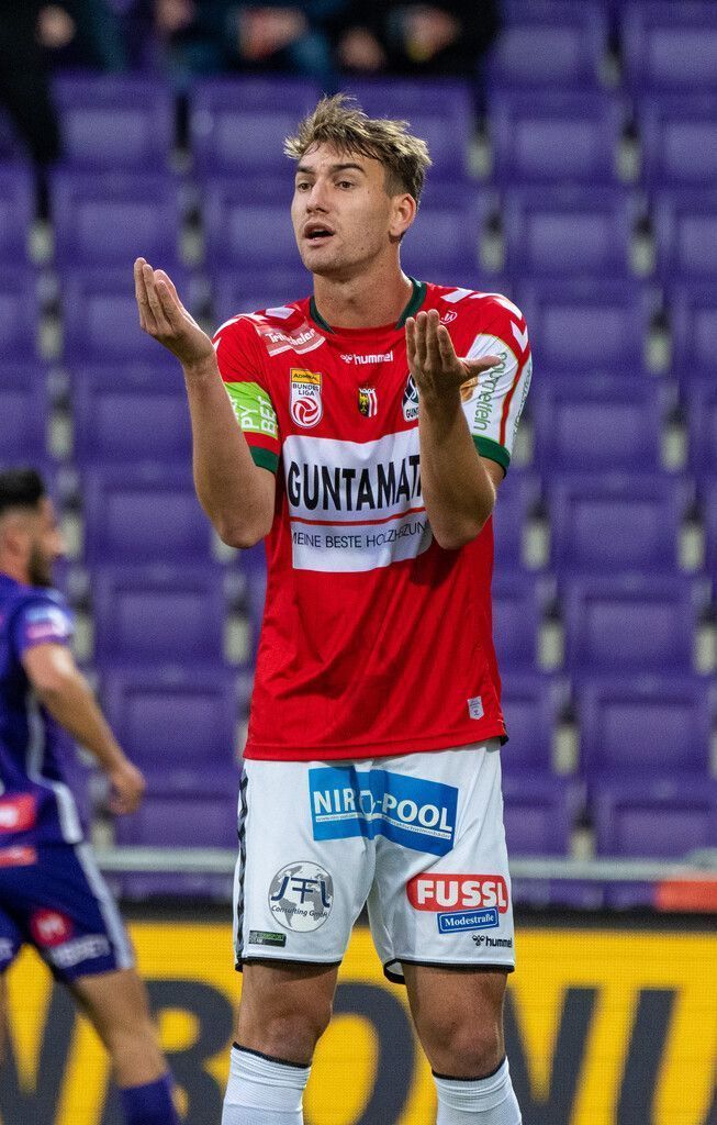 Constantin Reiner im Trikot der SV Ried.