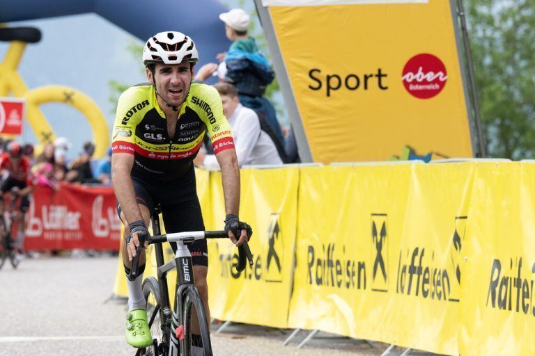 Der Spanier Oscar Cabedo landet auf dem zweiten Rang.Team Vorarlberg
