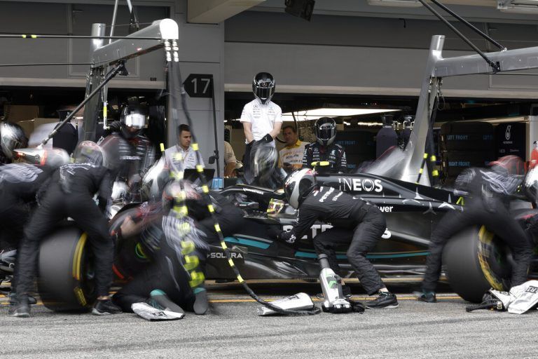 Die Boxenstopps funktionierten bei Mercedes.