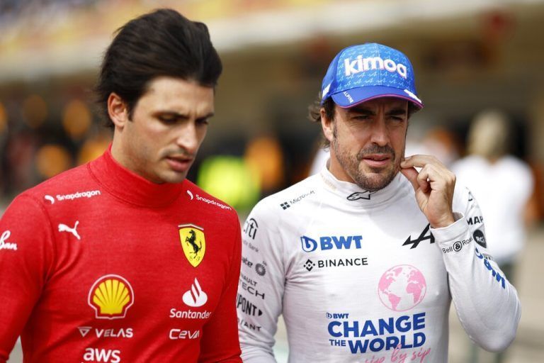 Die spanischen Formel-1-Piloten Carlos Sainz und Fernando Alonso.APA