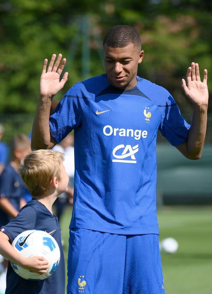 Für Mbappé Paris zur Zeit „einzige Option“