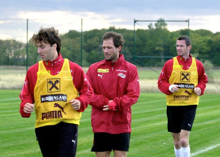 Einst gemeinsam im Nationalteam, Oktober 2003: Joachim Standfest und Roland Kirchler (rechts).gepa