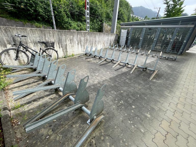 Gähnende Leere an den 34 unüberdachten Stellplätzen am Ausgang zur Wichnergasse.