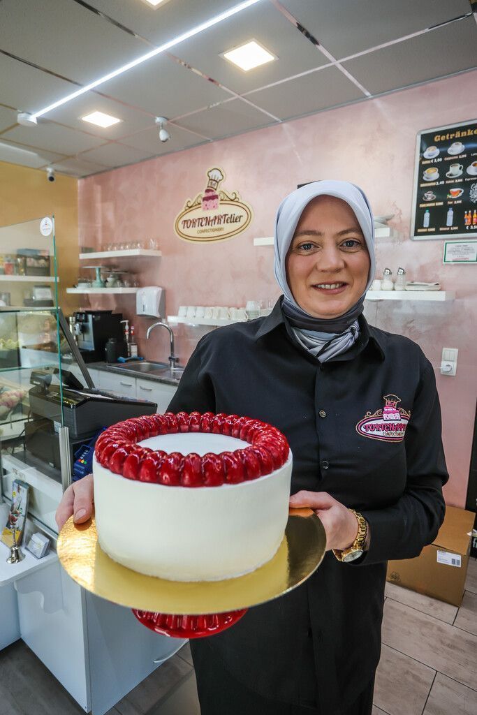 Aysel Karabulut macht Tortenträume wahr. »D1