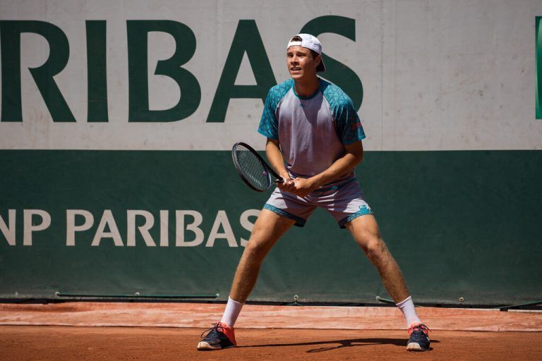 Für Joel Schwärzler geht es heute in Paris um den Einzug ins Achtelfinale.GEPA