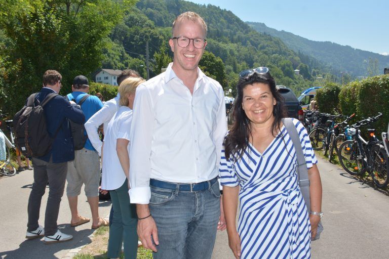 Christian Gantner mit Vizebürgermeisterin Sandra Schoch.