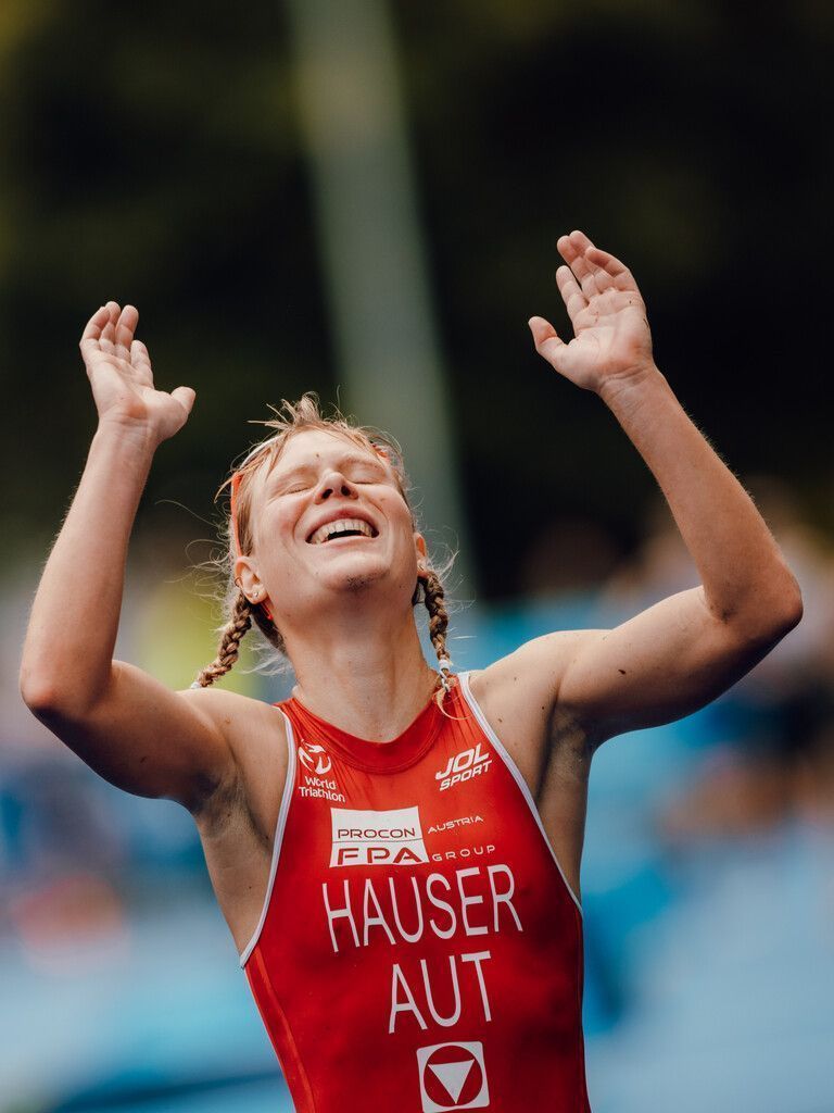 Große Erleichterung bei Julia Hauser beim Zieleinlauf. GEPA