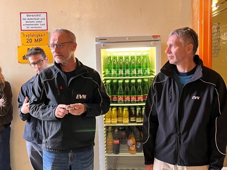 Stefan Zach, Leiter Information und Kommunikation EVN Konzern, und KUB-Direktor Thomas D. Trummer. <span class="copyright"> Andreas Marte</span>