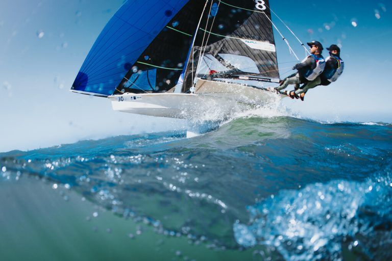 Bei Starkwind machte das Segeln Bildstein/Hussl richtig Spaß.Sailing Energy