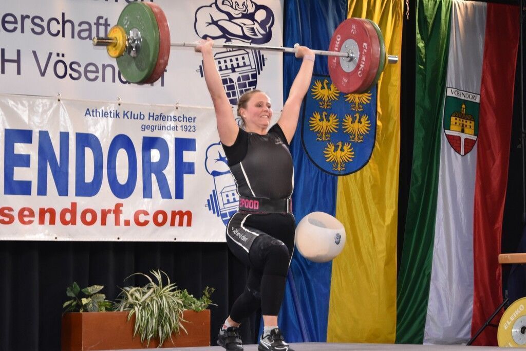 Im Sport Park greifen Powerfrauen  aus zwölf Nationen zur Hantel