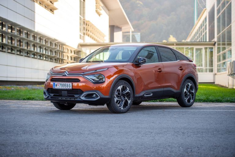 Neuer Vorzeigetyp im spannenden Blechkleid: Das Crossover-SUV-Coupé C 4 zielt aufs extravagante Autogefühl ab.VN/rhomberg