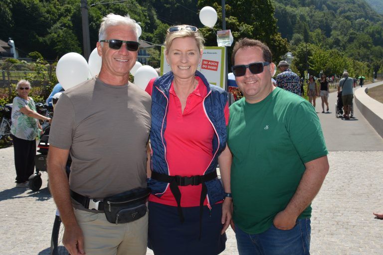 Andrew Nussbaumer mit Bettina und Christian Mais (WOM).
