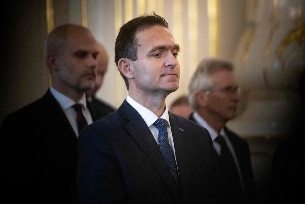 Politik in Kürze