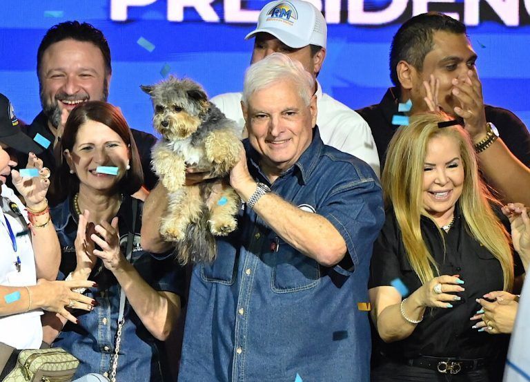 Panamas Ex-Präsident Ricardo Martinelli will 2024 wieder kandidieren. Vorher muss er sich wegen Geldwäsche vor Gericht verantworten. AFP