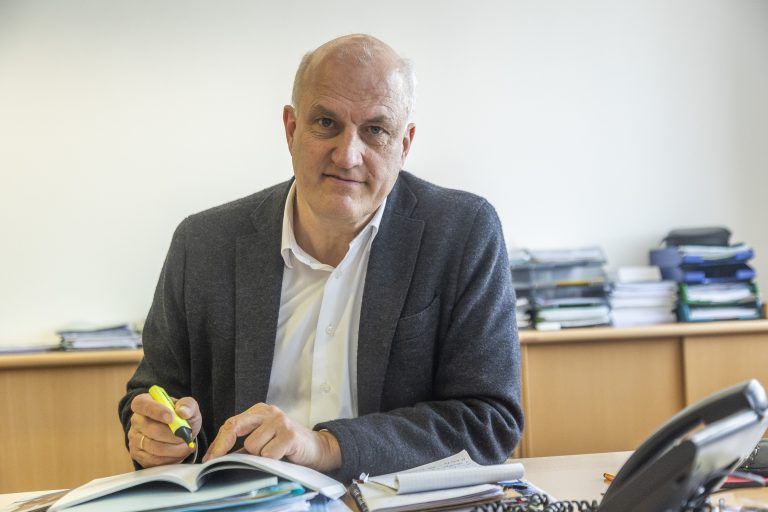 Andreas Kappaurer ist der pädagogische Leiter der Bildungsdirektion Vorarlberg und als solcher auch zuständig für die reibungslose Abwicklung der Matura. <span class="copyright">VN/Paulitsch</span>