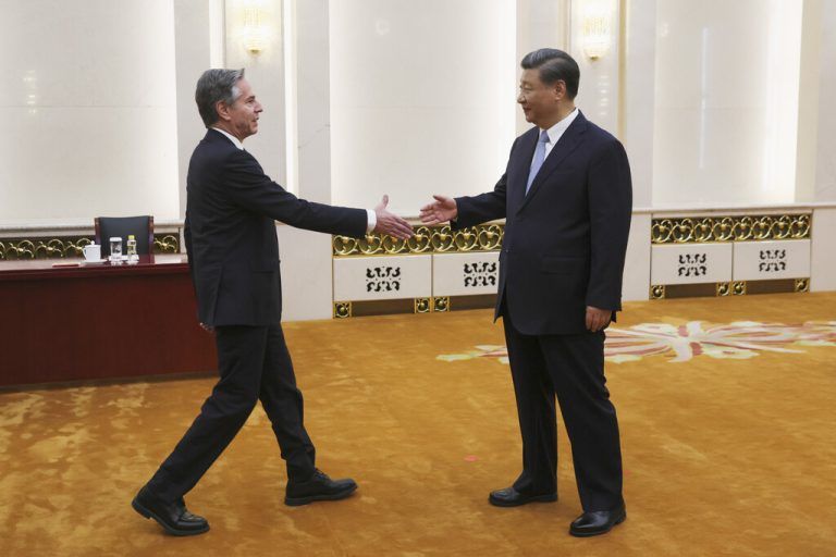 Protokollarisch ungewöhnlich war, dass Blinken auch von Xi in Peking empfangen wurde. AP
