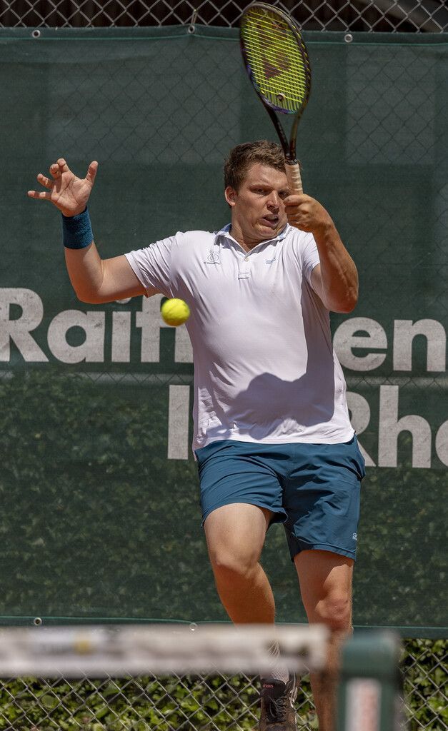 Robin Peham entschied das alles entscheidende letzte Einzel im Tiebreak mit 10:5 für sich und fixierte damit den sofortigen Wiederaufstieg.Paulitsch