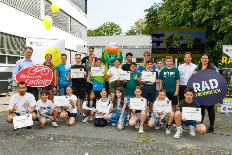 Für alle Klassen gab es Urkunden und Bares für die Klassenkasse.