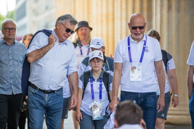 Vizekanzler Werner Kogler und SOÖ-Präsident Peter Ritter.