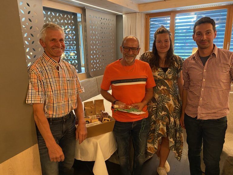 v.l.: Josef Nessler, Othmar Vonbank, Caroline Bertsch und Philipp Fritz. sc klostertal