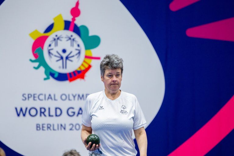 Volle Konzentration bei Christine Frohner vor dem letzten Wurf.
