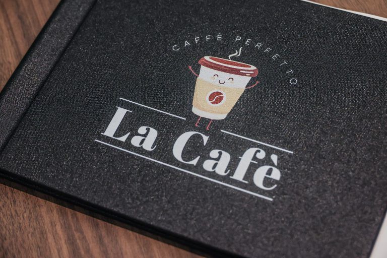 Der Name „La Cafè“ leitet sich von „La Caféteria“ ab. „Es hat sich kein Rechtschreibfehler eingeschlichen“, sagt Manuel Vetter schmunzelnd.