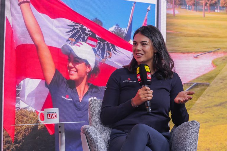 Vor der Abreise in die USA noch im Vorarlberg-Live-Studio: Profigolferin Chantal Düringer. <span class="copyright">Steurer</span>