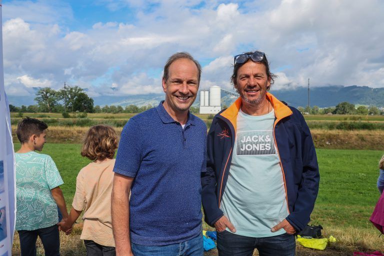Hohenems' Bürgermeister Dieter Egger (l) und Event-Experte Oskar Hartmann von der Gemeinde Lustenau gefiel das, was sie sahen.
