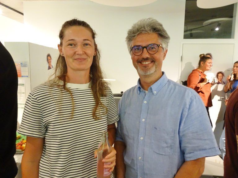 Jugendstadträtin Elisabeth Edler und Elmar Luger ließen es sich nicht nehmen, um bei der Abschiedsfeier von Monika Paterno dabei zu sein. 