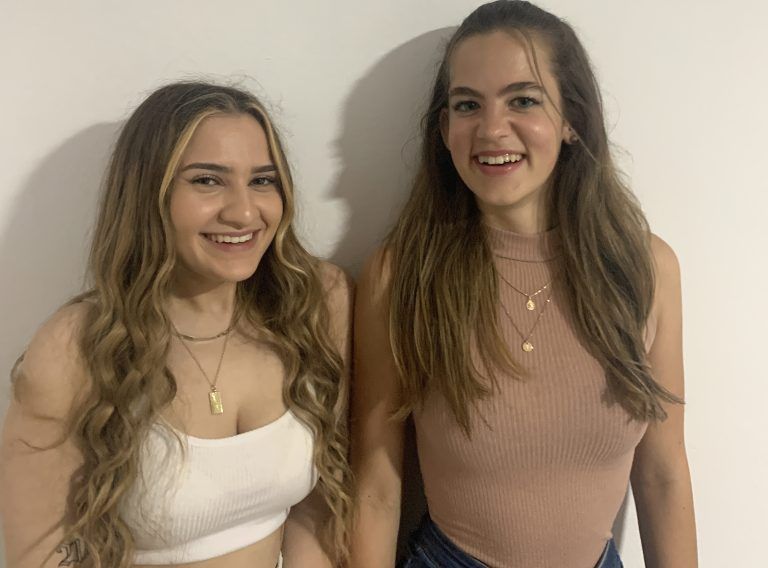 Den HTL-Absolventinnen Vanessa Breuss und Yvette Spechtenhauser war es wichtig, eine einladende Einkaufsatmosphäre zu schaffen.