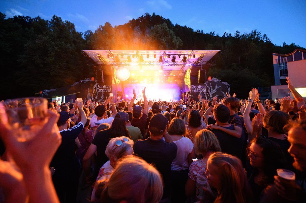 Tief eintauchen ins Festivalvergnügen