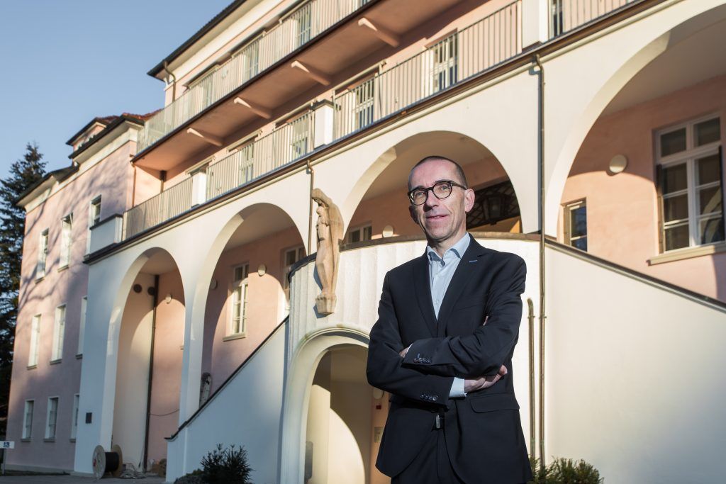 Caritas-Bilanz: Direktor nimmt zu Zahlen Stellung