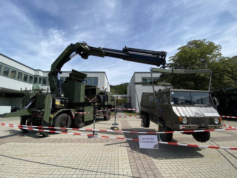 Das Bergefahrzeug ist einer der neuesten Zugänge im Arsenal des Jägerbataillons. <span class="copyright">VN/RAuch</span>