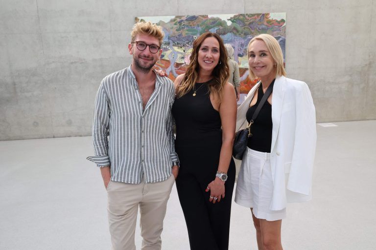 Zahnarzt Tarik Crnkic, Katja Gächter und Astrid Mangeng (In Models).