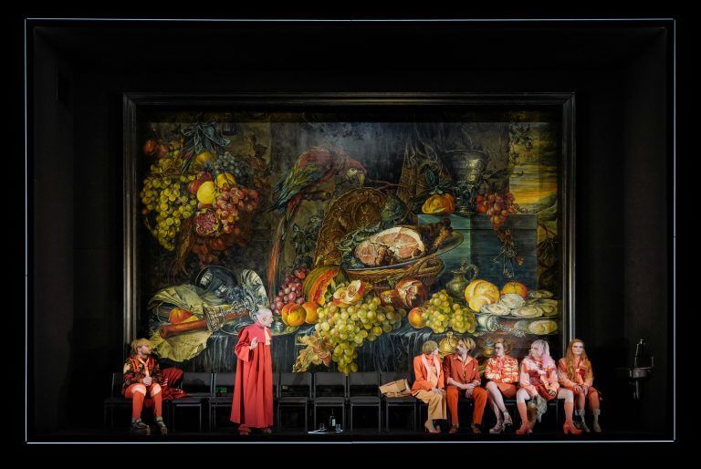 „Der zerbrochne Krug“ des Deutschen Theaters Berlin. <span class="media-container dcx_media_rtab" data-dcx_media_config="{}" data-dcx_media_type="rtab"><span class="copyright"> </span></span><span class="copyright">Arno Declair</span>
