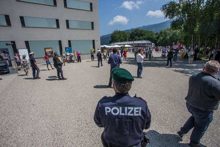 Die Polizei gibt keinen Einblick in das Sicherheitskonzept zur Festspieleröffnung. <span class="copyright">VN/Steurer</span>