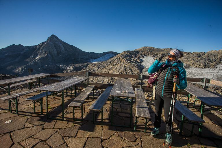 Für ein Panorama wie dieses, welches es von der Mannheimer Hütte aus zu bewundern gibt, zieht es Menschen in hochalpines Gelände. <span class="copyright">VN/Steurer</span>