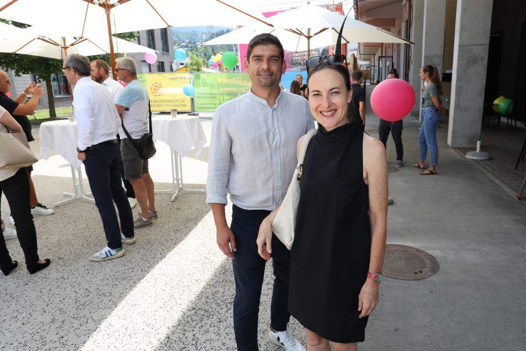 Patrick Fleisch (Russmedia) und RA Christine Knecht-Kleber.