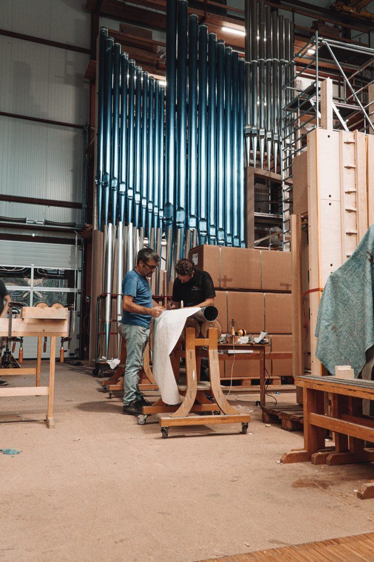 Beim Orgelbau geht es nicht nur um Holzarbeiten. <span class="copyright">ConsTantin Eberle/Rieger Orgelbau</span>