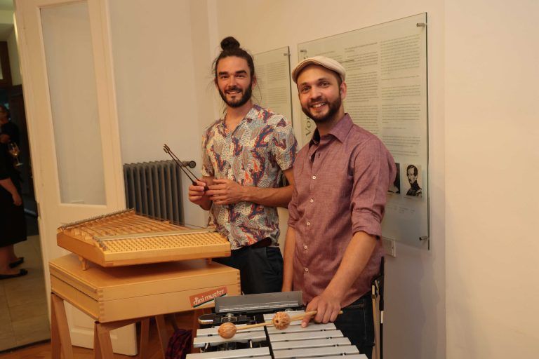Duo „Planet Ziza“: Elias Minzi und David Soyza.