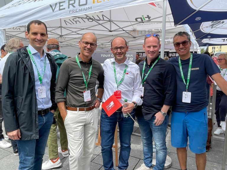 Julian Fässler, Mario Reiter, Thomas Kofler, Christian Fiel sowie Sanjay Doshi (von links).