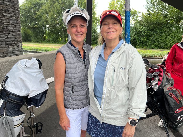 Karin Fechtig (l.) und Diana Mennig waren auch mit von der Partie.