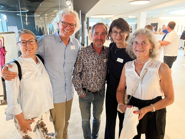 Maria-Anna und Reinhard Laser, Alfred Jung, Susanne Gorbach und Gerti Fessler waren interessiert.