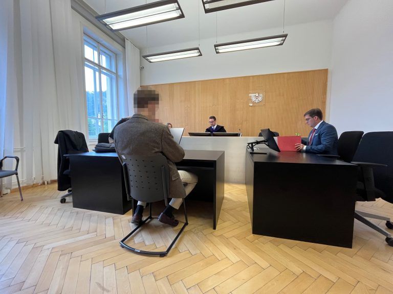 Der Angeklagte bekannte sich vor dem Landesgericht Feldkirch schuldig. <span class="copyright">VN/PPL</span>