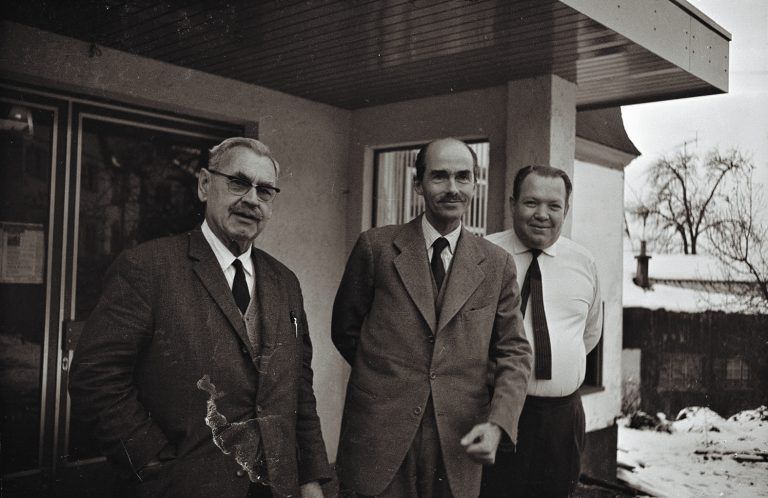 Prominentestes Mitglied des Hauses Habsburg war lange Zeit Otto Habsburg, der älteste Sohn Kaiser Karls und bis 1918 letzter Thronfolger der Donaumonarchie. Habsburg verzichtete 1961 formell auf jeden Herrschaftsanspruch.