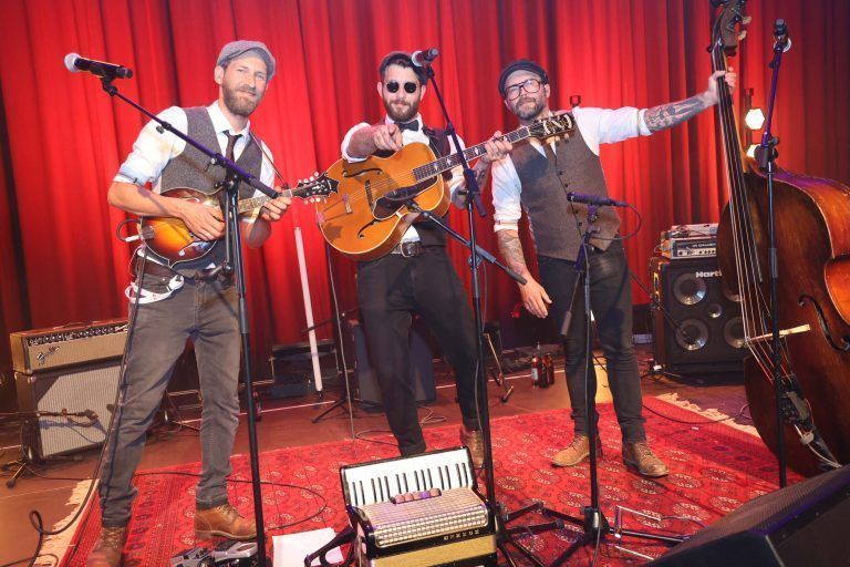 Für Tanz- und Unterhaltung sorgten die „Nogoodniks“.