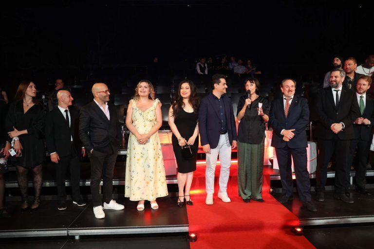 Festspiel-Intendantin Elisabeth Sobotka sparte nicht mit dickem Lob für die Künstler.